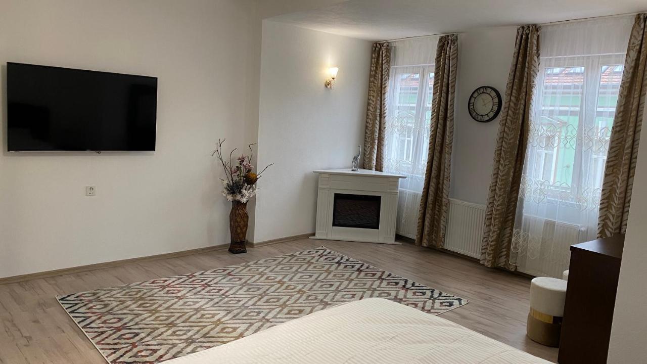 Centralhome Ap1 Sighisoara Luaran gambar